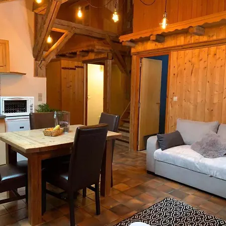 La Jolie Bergere Chalet *