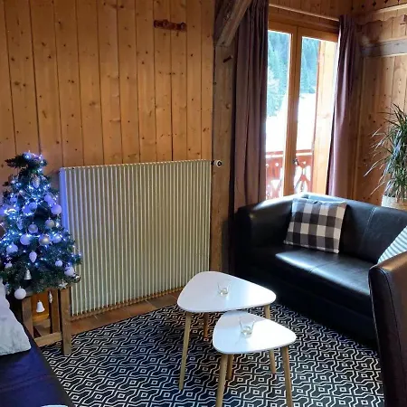 La Jolie Bergere Chalet *