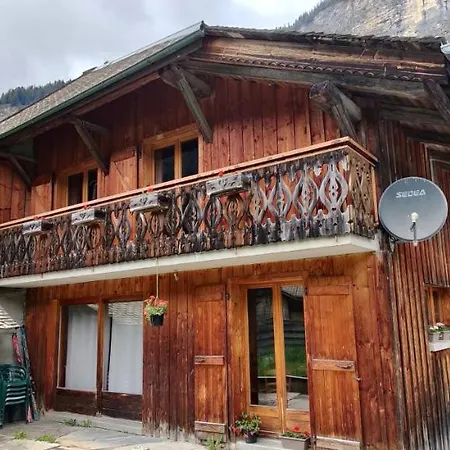 La Jolie Bergere Chalet *
