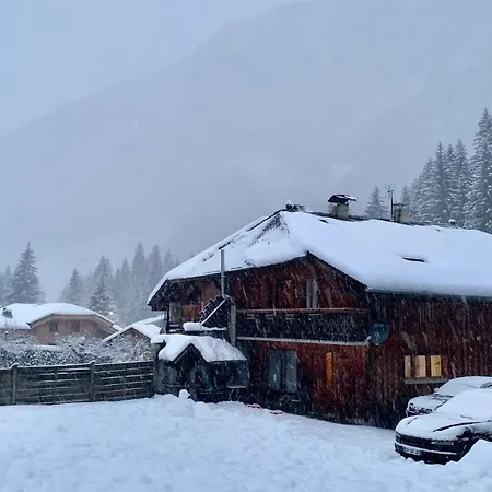 La Jolie Bergere Chalet *